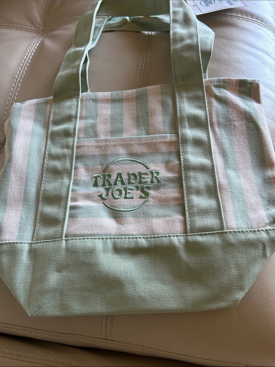 traders Joes Handbags - Mint & Cream Stripe Canvas Tote